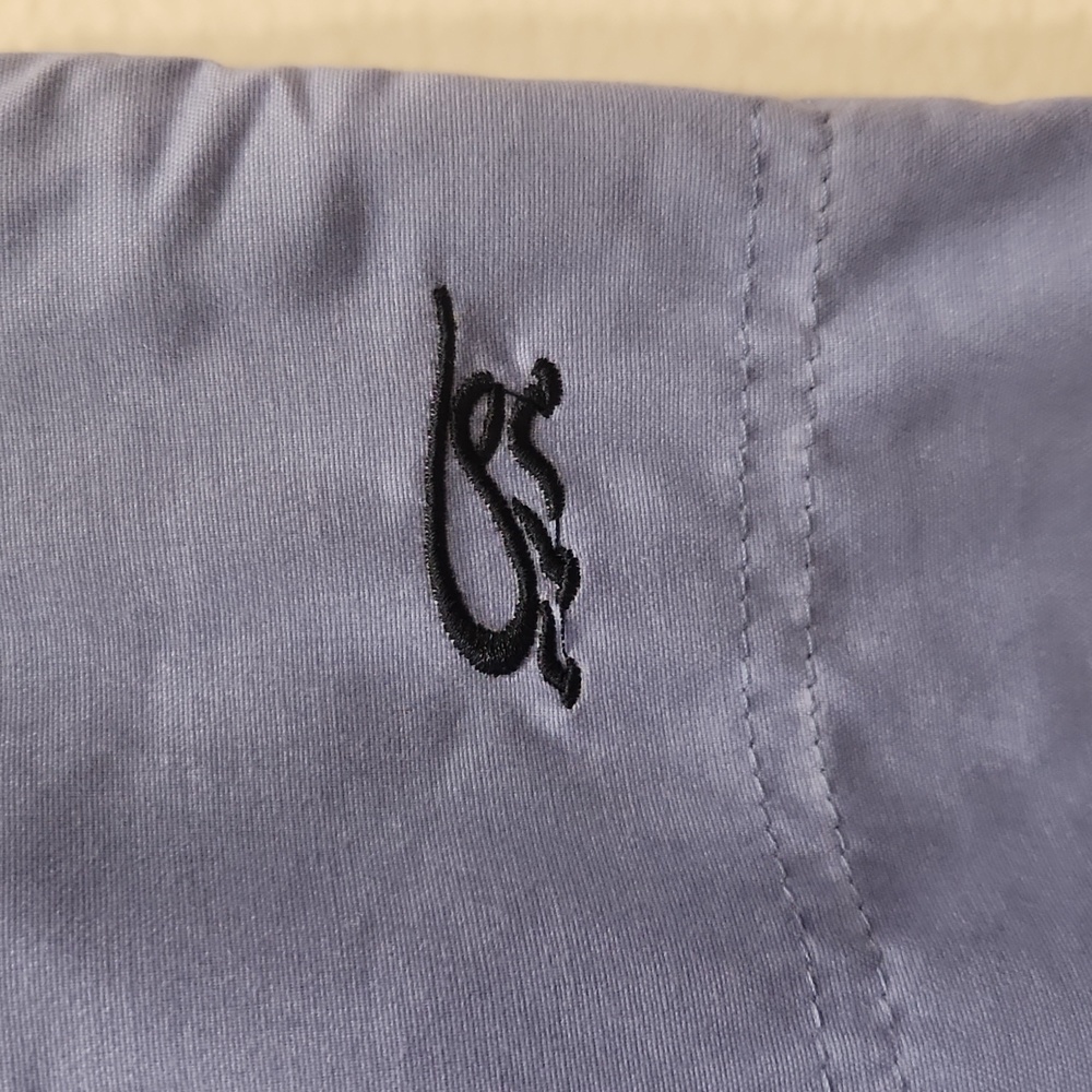 Hard to find IguanaMed scrubs